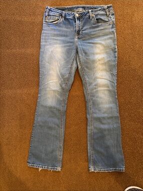 Women’s Boot Cut Jeans in Light Blue